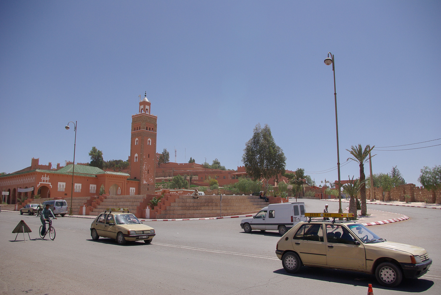 Ouarzazate 2007 - Taxi-ville